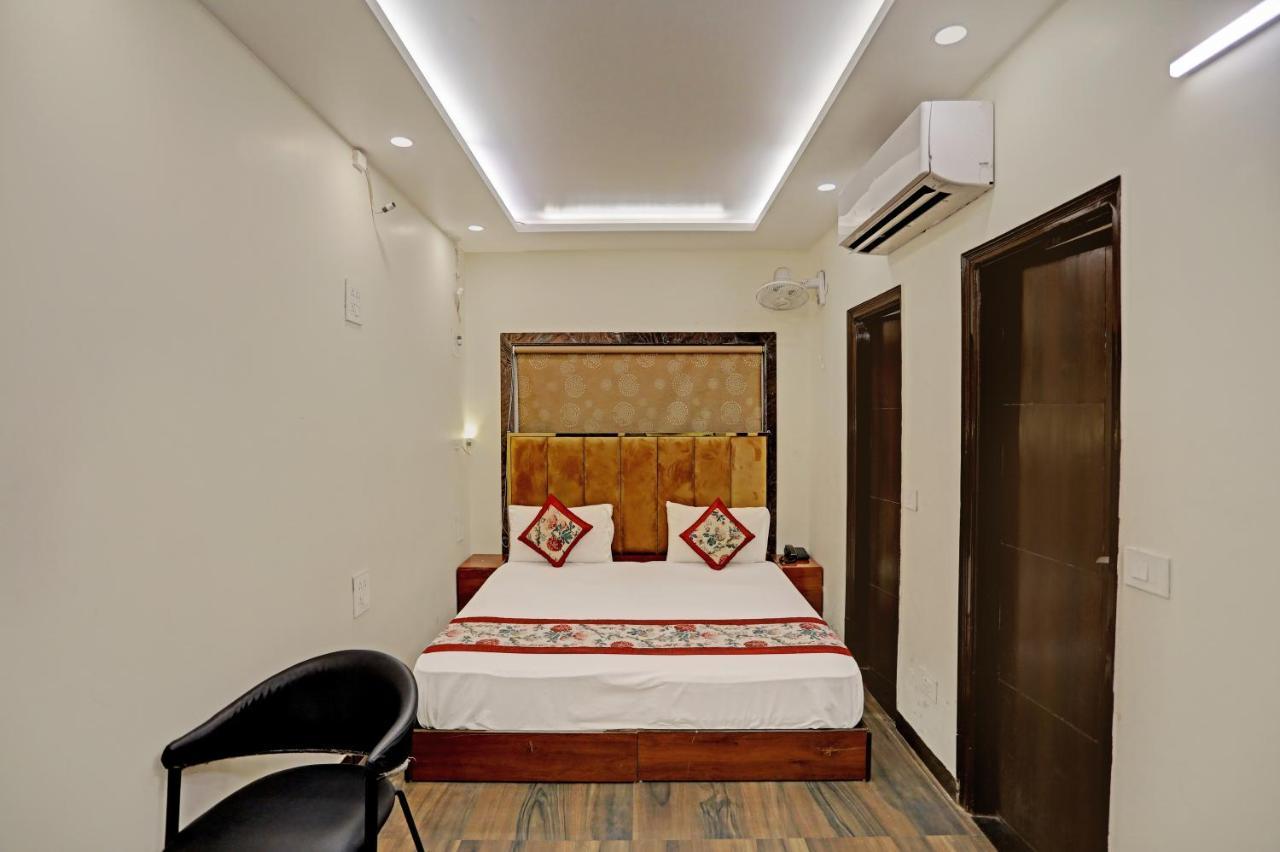 Staybook Hotel Atlanta New Delhi Train Station Dış mekan fotoğraf