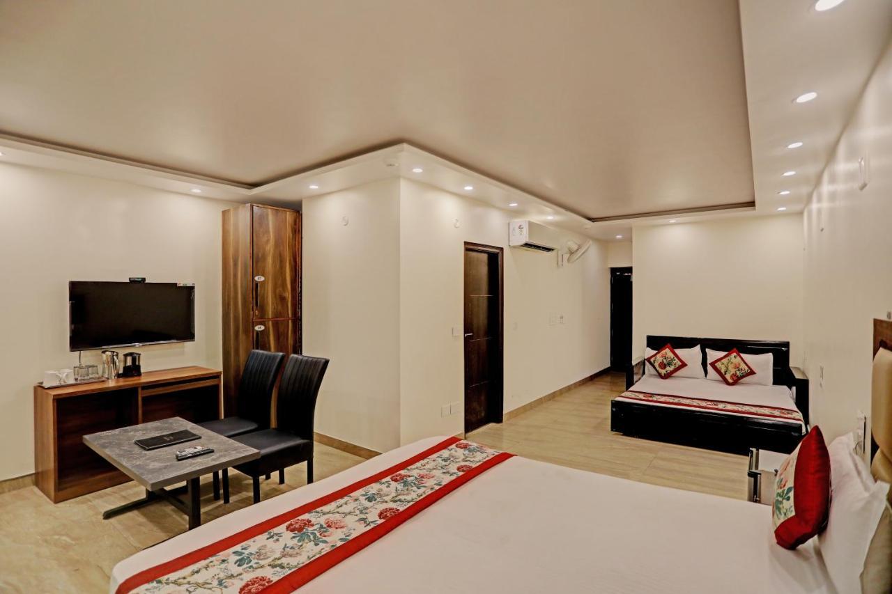 Staybook Hotel Atlanta New Delhi Train Station Dış mekan fotoğraf