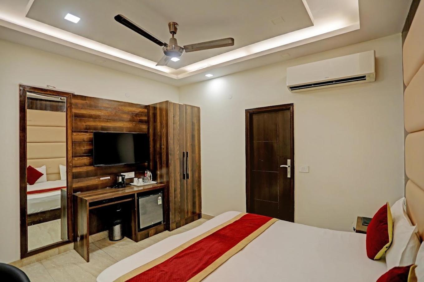 Staybook Hotel Atlanta New Delhi Train Station Dış mekan fotoğraf